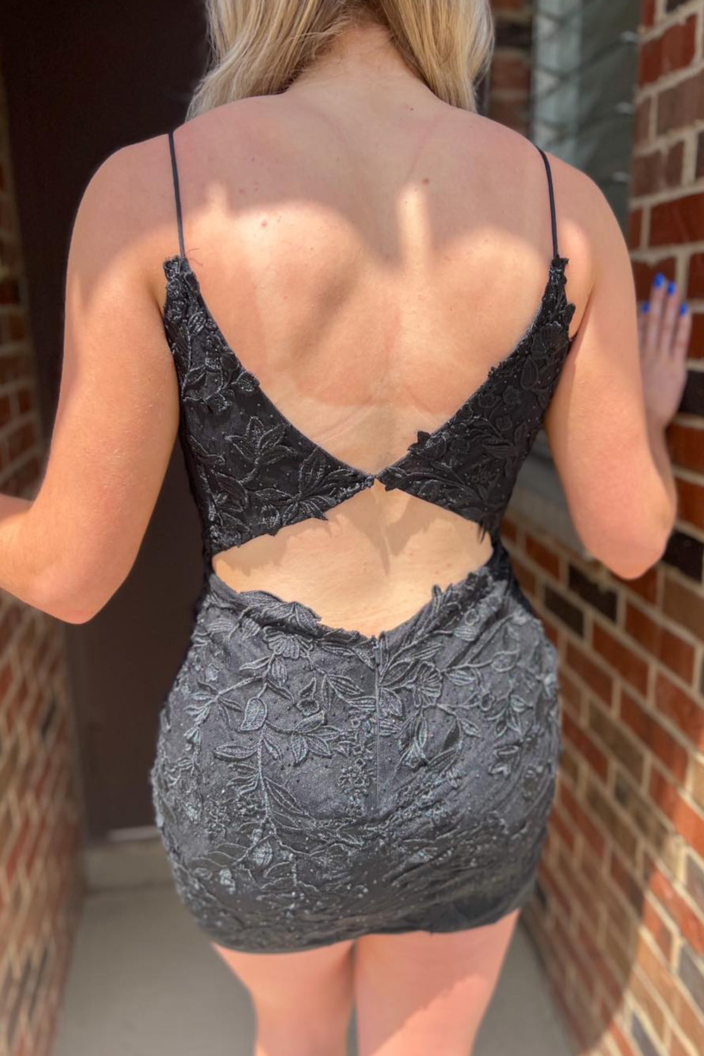Red Homecoming Dress Open Back Spaghetti Straps Appliques Tight Prom Dress