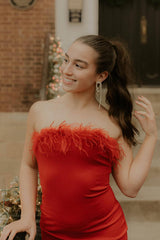 Red Homecoming Dress Satin Tight Short Prom Dress with Feathers