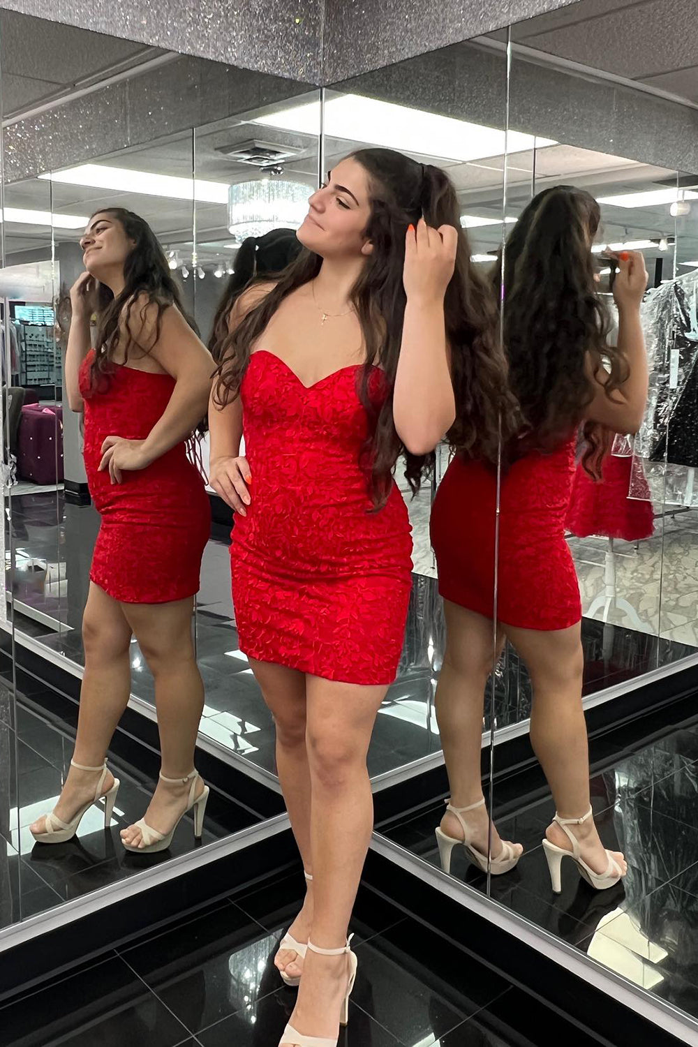 Red Homecoming Dress Strapless Tight Short Cocktail Dresses with Lace