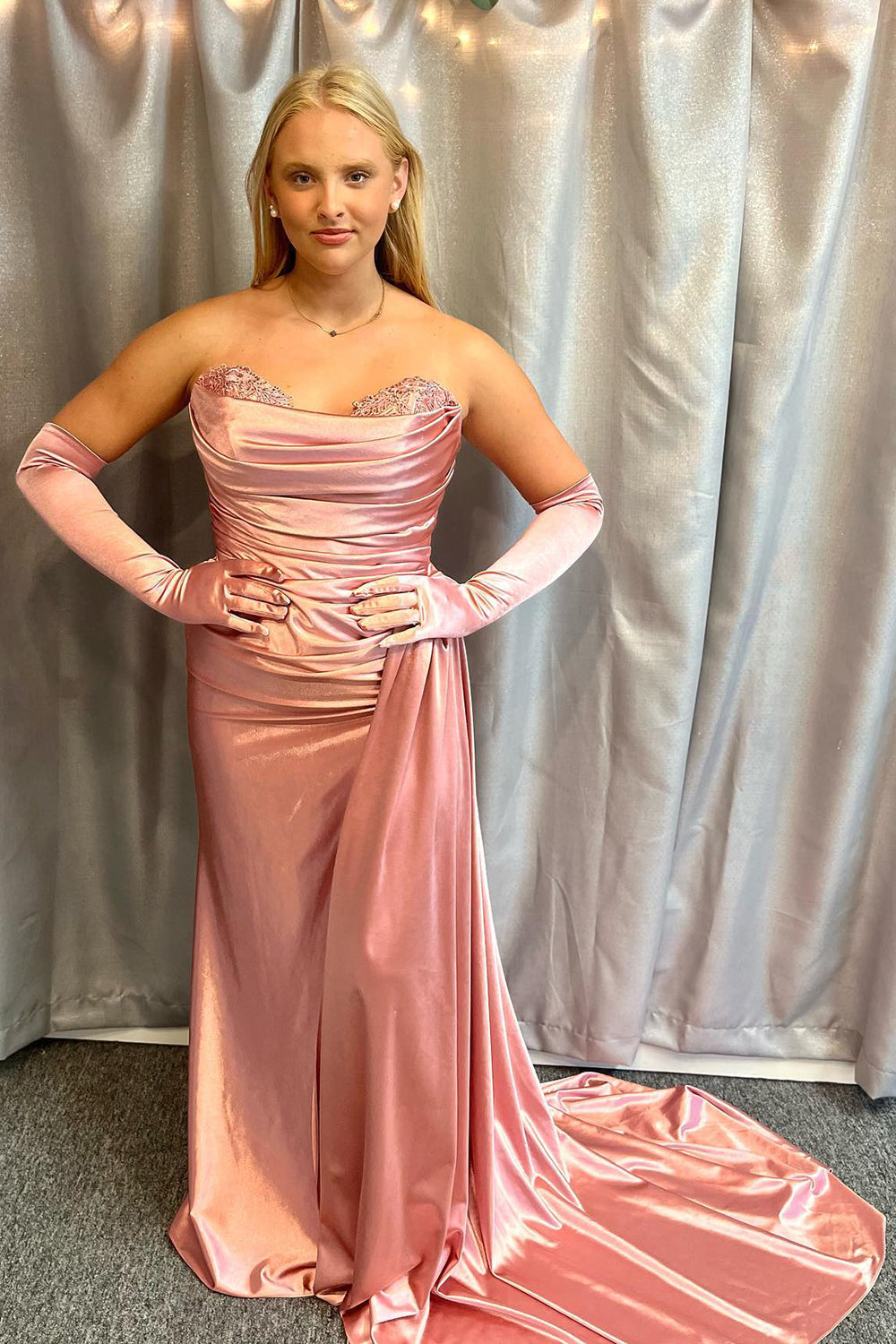 Red Prom Dress Detachable Long Sleeves Long Evening Dress with Feathers