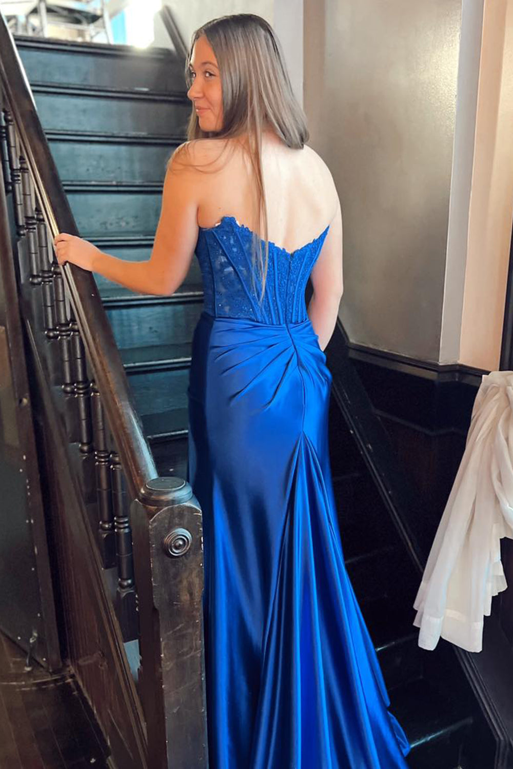 Red Prom Dress Sheath Corset Long Evening Dress with Lace
