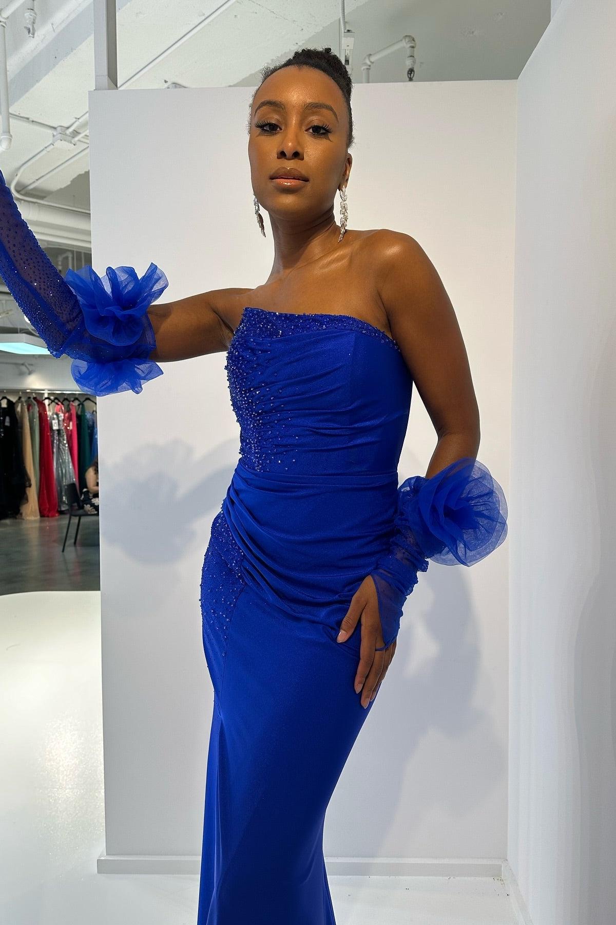 Royal Blue Prom Dress Column Strapless Sleeveless Sequined Satin Formal Dress With Slit
