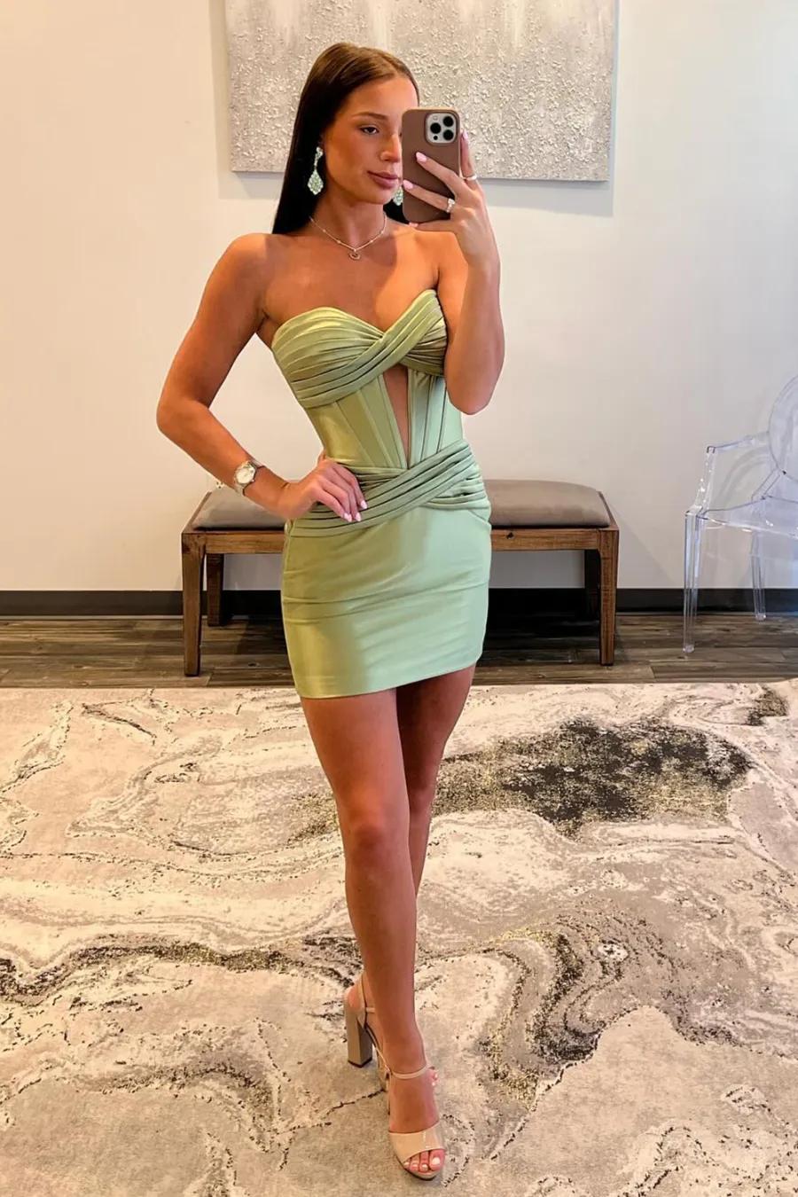 Simple Golden Homecoming Dress Corset Strapless Tight Short Cocktail Dresses
