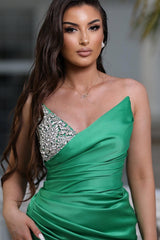 Simple Green Prom Dress Strapless V Neck Satin Sleeveless Formal Dress With Slit