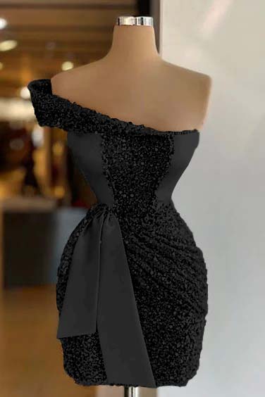 Sleeveless One Shoulder Homecoming Dress Short Sequined Cocktail Dress Pleated With Belt