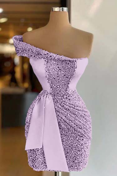 Sleeveless One Shoulder Homecoming Dress Short Sequined Cocktail Dress Pleated With Belt