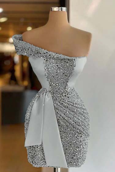 Sleeveless One Shoulder Homecoming Dress Short Sequined Cocktail Dress Pleated With Belt