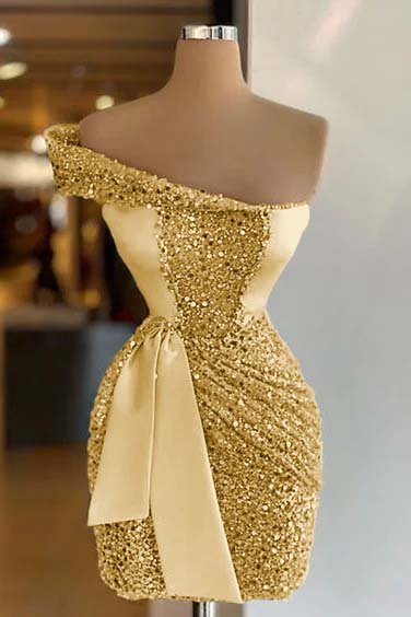 Sleeveless One Shoulder Homecoming Dress Short Sequined Cocktail Dress Pleated With Belt