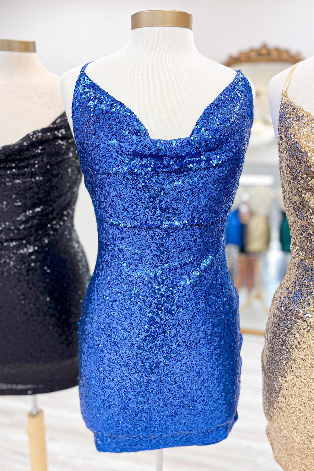 Spaghetti Straps Golden Homecoming Dress Bodycon Short Prom Dress with Sequin