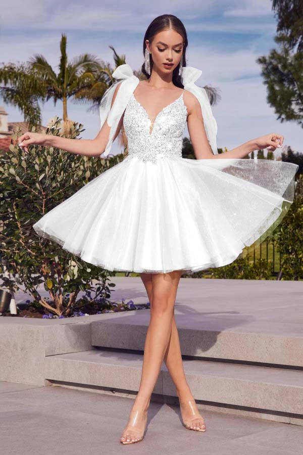Spaghetti Straps Homecoming Dress Sleeveless Short Cocktail Dress With Appliques