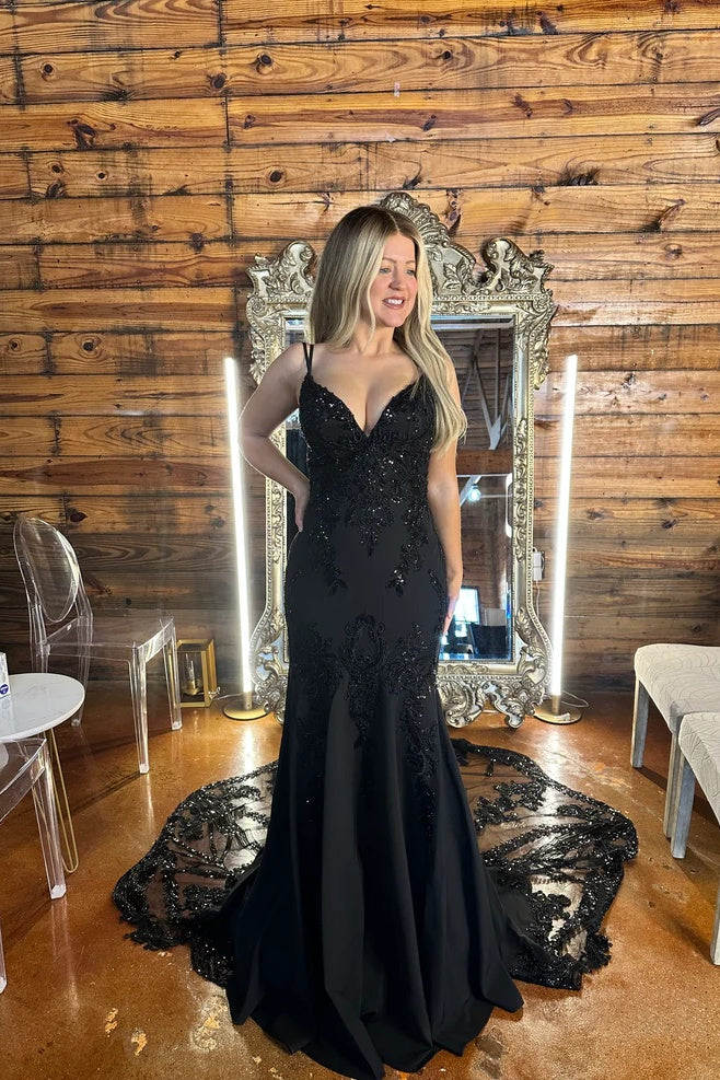 Spaghetti Straps Wedding Dress Mermaid Sequined Bridal Gown with Lace Appliques