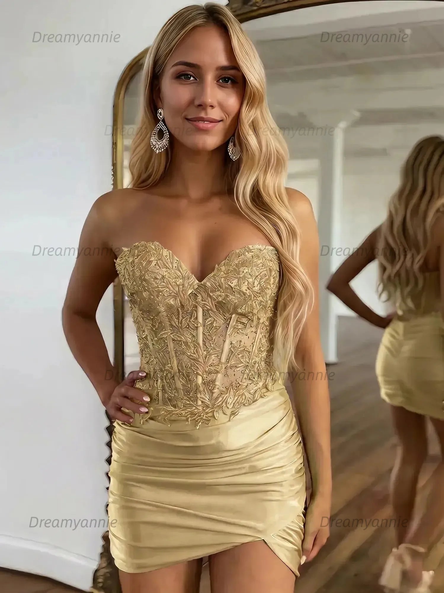 Sparkly Sequins Sweetheart Bodycon Homecoming Dress