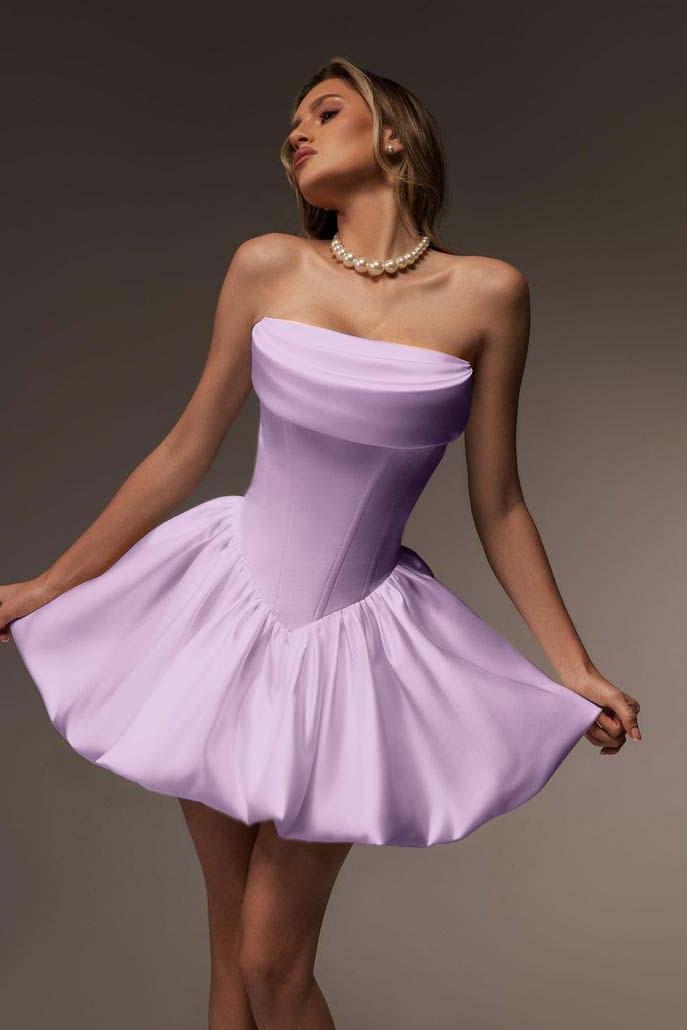 Strapless Homecoming Dress Sleeveless Short A Line Cocktail Dress With Pleated