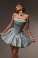 Strapless Homecoming Dress Sleeveless Short A Line Cocktail Dress With Pleated