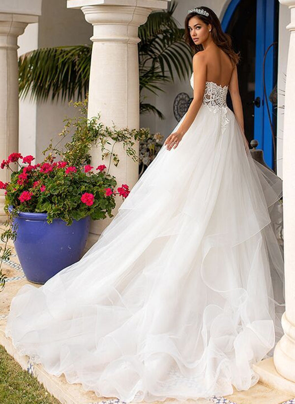 Sweetheart Lace/Tulle Wedding Dress With Cascading Ruffles