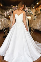 Sweetheart White Wedding Dress Strapless A Line Satin Bridal Gown With Pockets