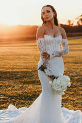 Sweetheart Beach Wedding Dress Mermaid Corset Lace Panel Train Bridal Gown with Gloves