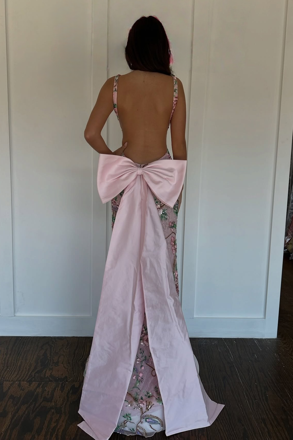 Sweety Mermaid V Neck Pink Long Prom Dress With Emboridery Bowknot Formal Evening Gown