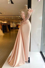 V Neck Formal Dress Satin Sleeveless Formal Dress With Fur