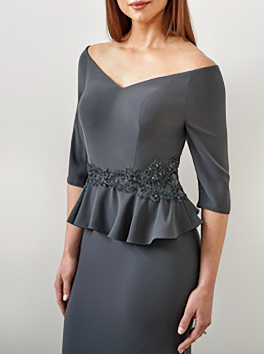 V Neck Mother of the Bride Trumpet Mermaid Dresses Featuring Ruffles and Appliques