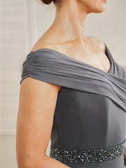 V Neck Ruched Sheath Column Mother of the Bride Dresses with Beading