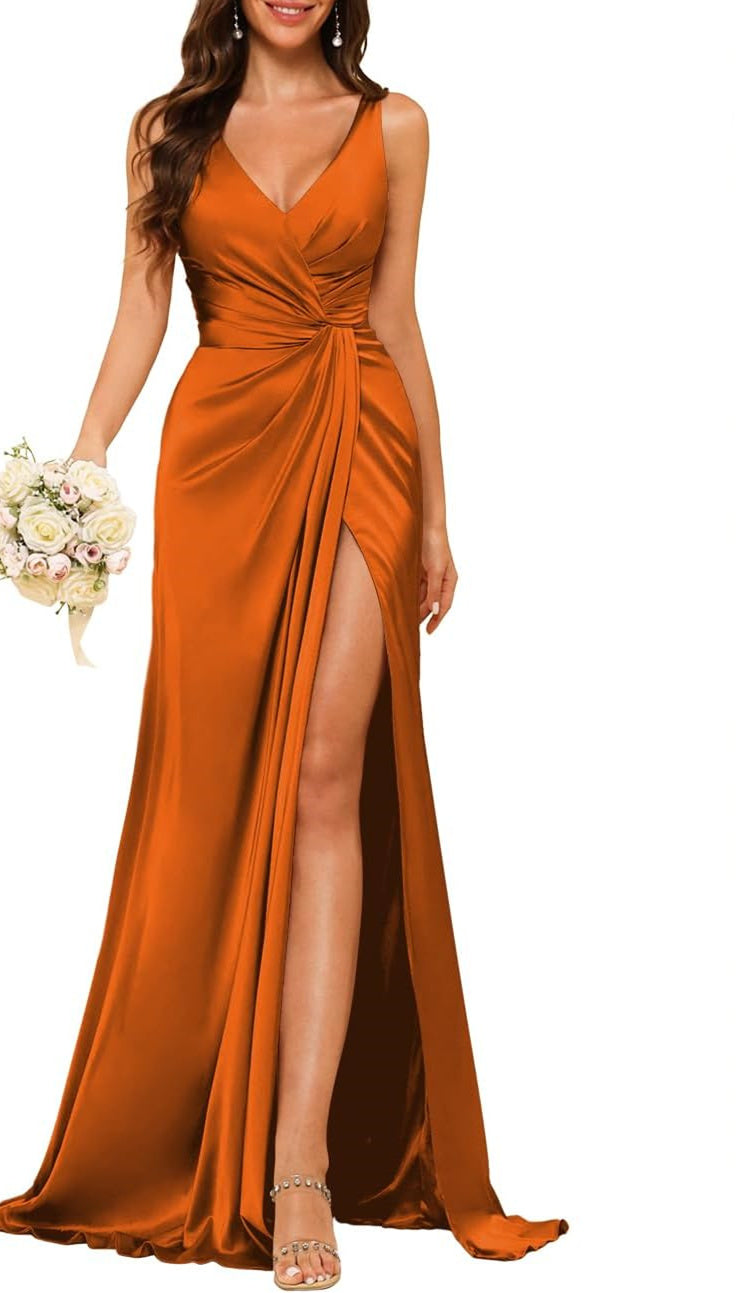 A Line/Princess V Neck Sleeveless Floor-Length Bridesmaid Dresses with Split