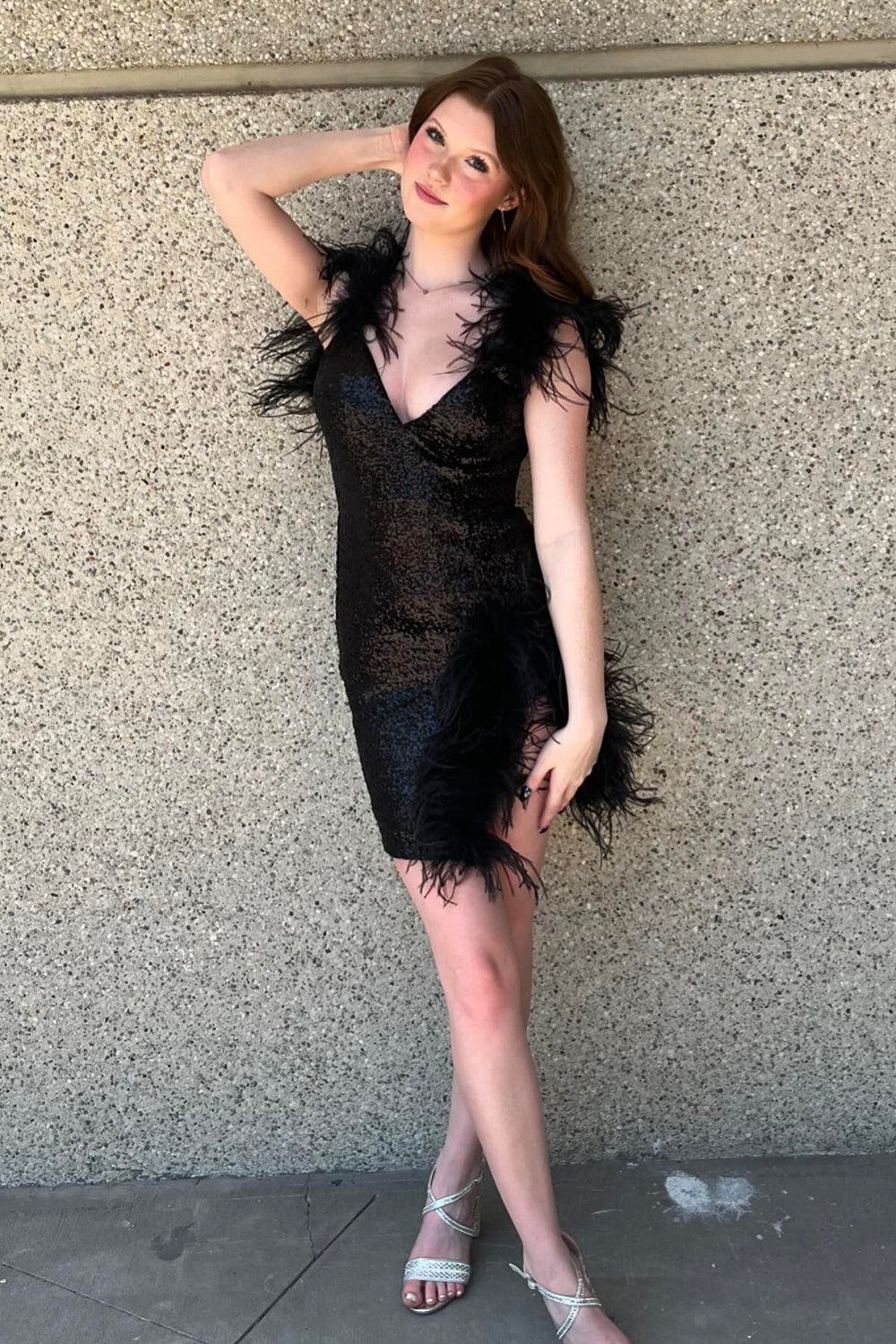 Sparkly Black V-Neck Tight Short Homecoming Dress with Feathers