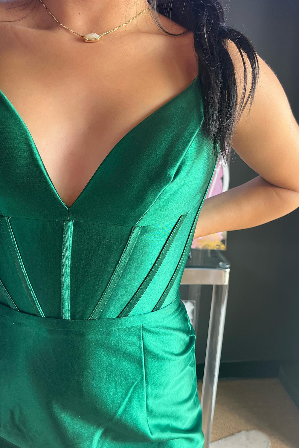 Simple Green Corset Tight Satin Short Homecoming Dress