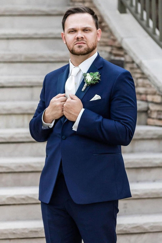 Sophisticated Navy 2-Piece Notched Lapel Single-Breasted Men's Groom Suit