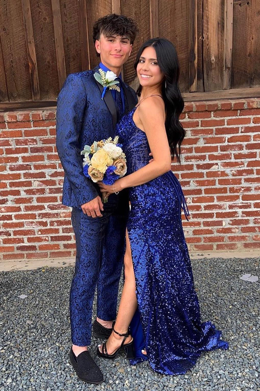 Stylish Royal Blue Jacquard 2-Piece Peak Lapel Men's Prom Suit