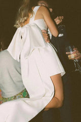 White Satin Mini Wedding Dress With Square Neck And Bow Train Formal Evening Gown