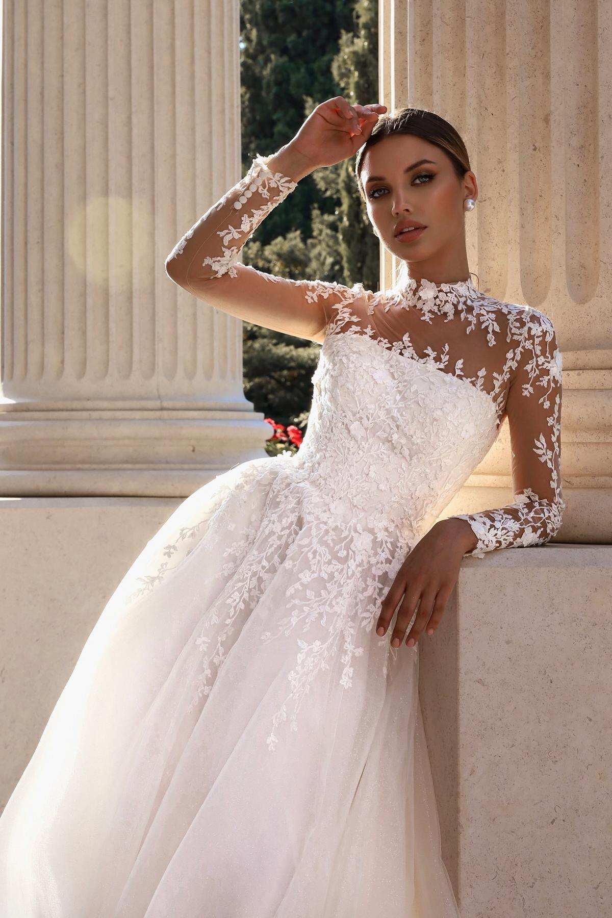 White Wedding Dress A Line Lace High Neck Illusion Sleeves Sweep Train Tulle Bridal Gown With Appliques