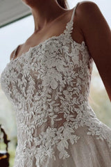 White Wedding Dress A Line Spaghetti Strap Beaded Cathedral Train Lace Tulle Bridal Gown With Appliques