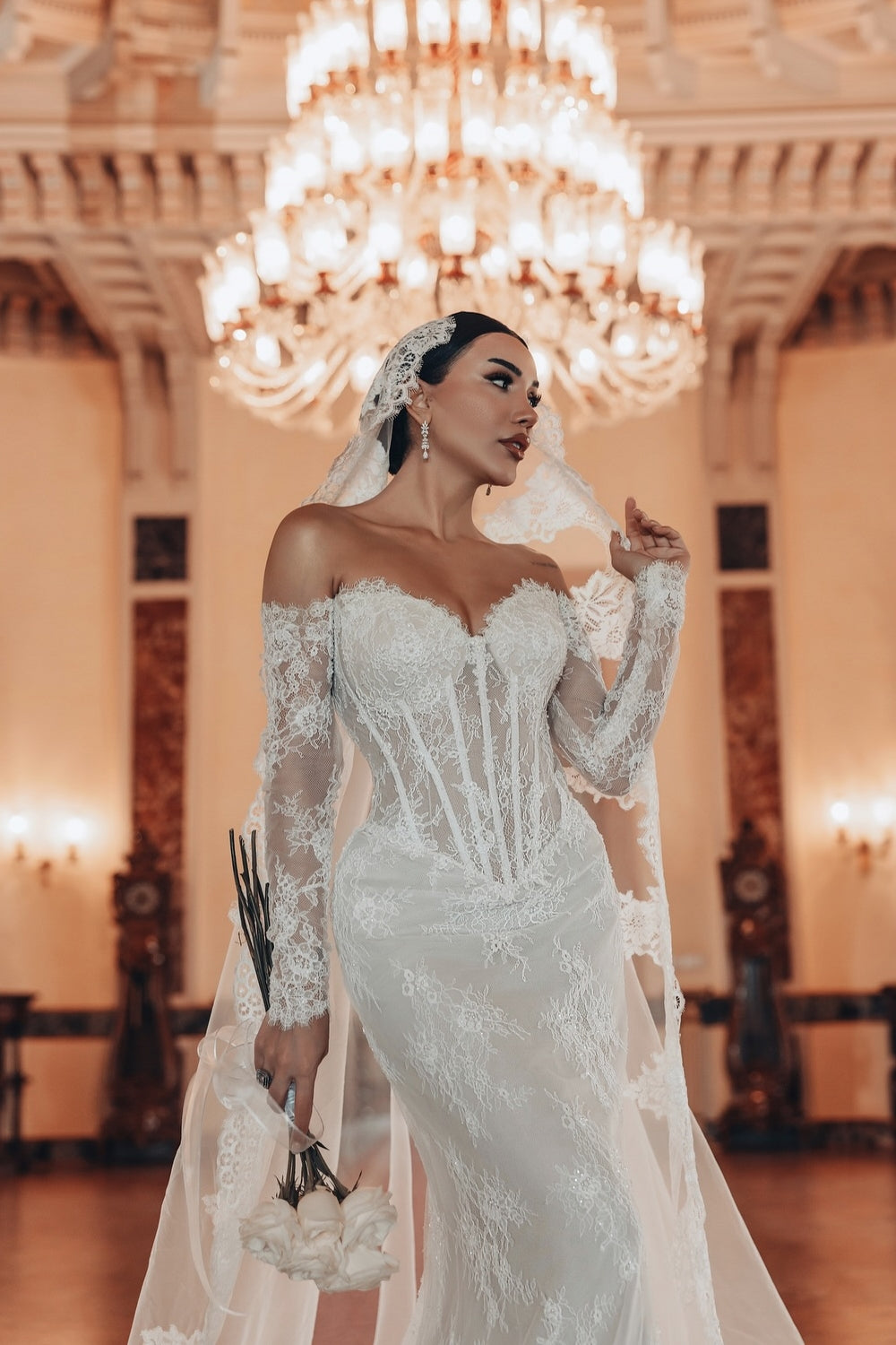 White Wedding Dress Lace Mermaid Sweetheart Off The Shoulder Beaded Long Sleeves Sweep Train Bridal Gown
