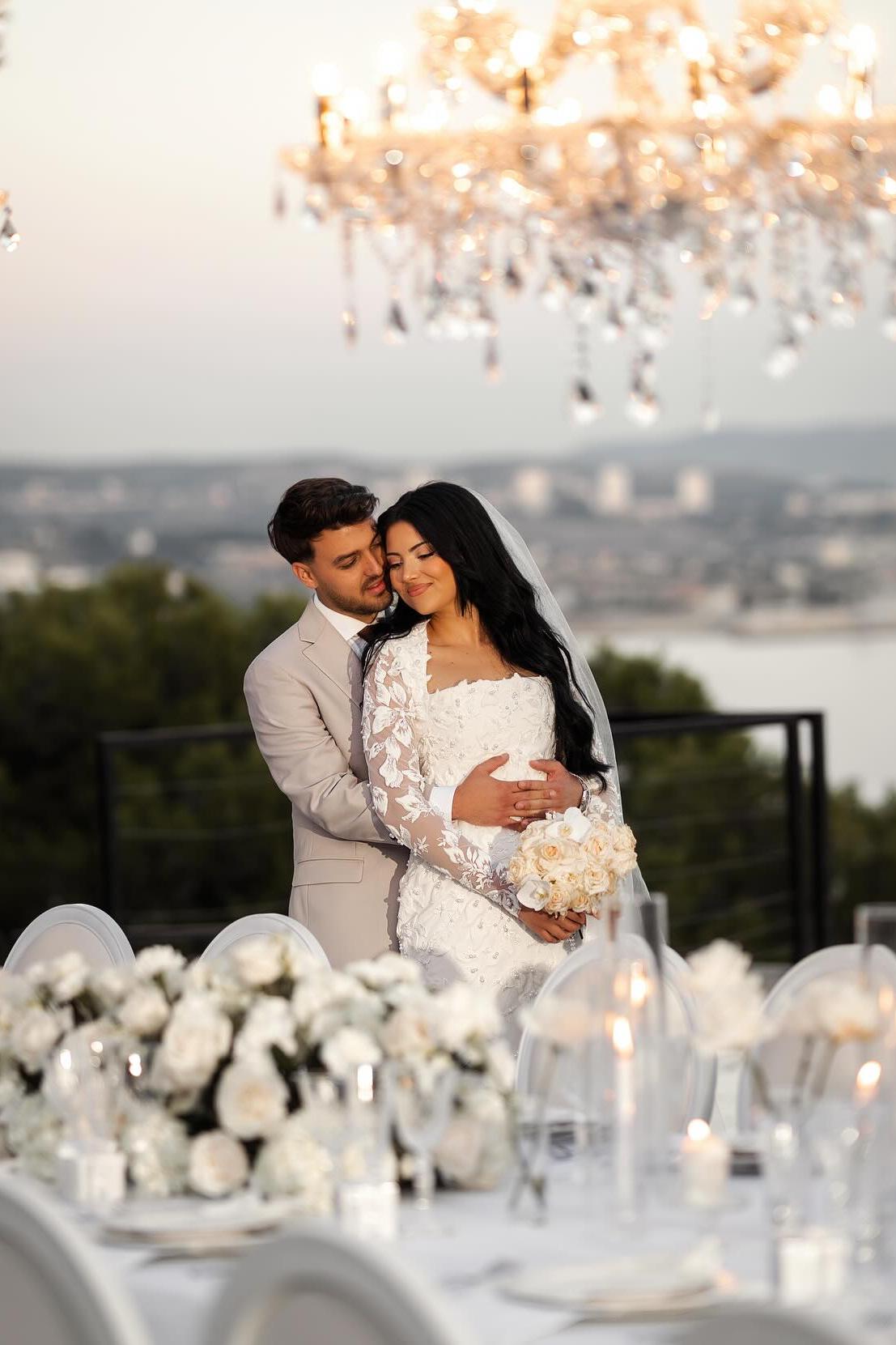 White Wedding Dress Mermaid Lace Square Long Sleeves Beaded Long Bridal Gown With Pearls