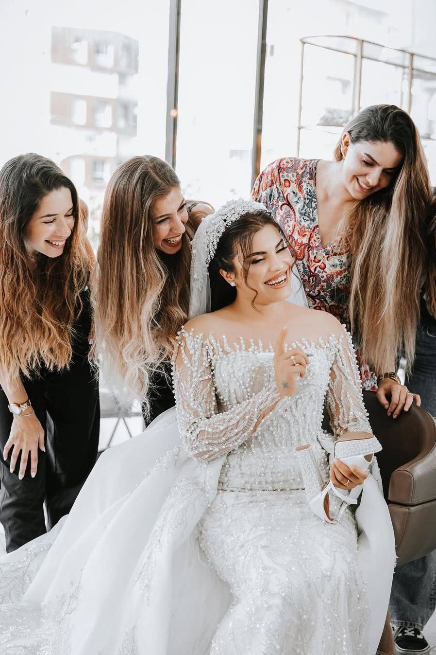 White Wedding Dress Mermaid Off The Shoulder Long Sleeves Beaded Detachable Train Tulle Bridal Gown With Peals