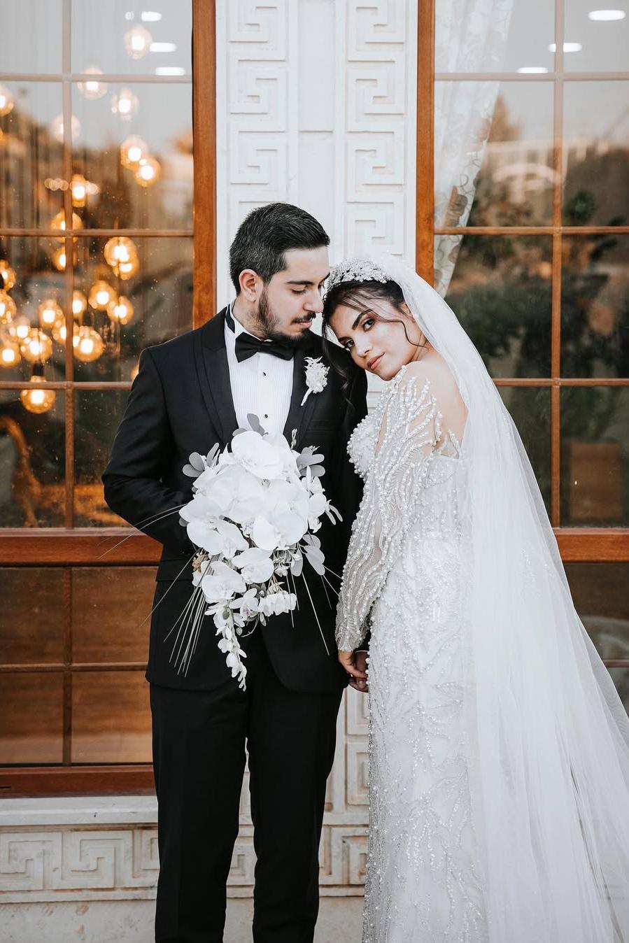 White Wedding Dress Mermaid Off The Shoulder Long Sleeves Beaded Detachable Train Tulle Bridal Gown With Peals