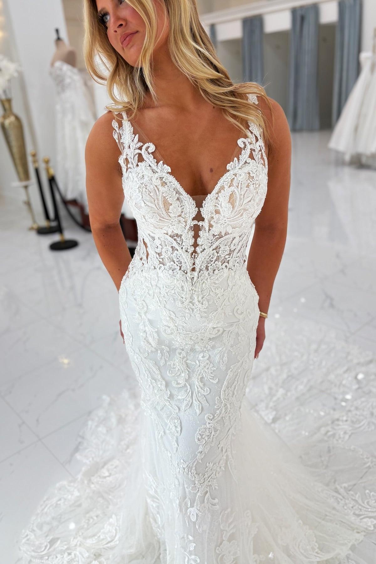 White Wedding Dress Mermaid Spaghetti Straps V Neck Sleeveless Lace Beaded Tulle Chapel Train Bridal Gown With Appliques