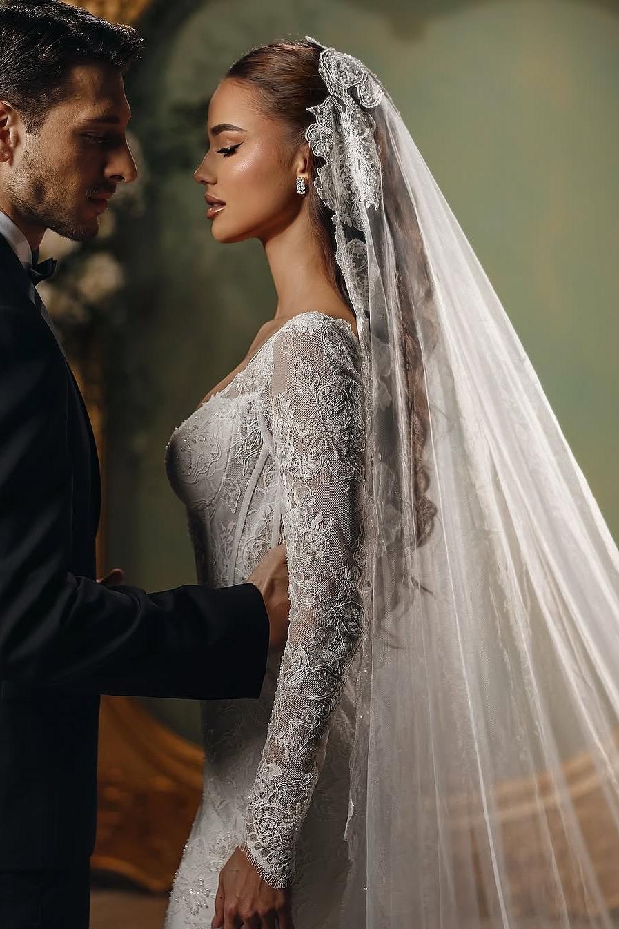 White Wedding Dress Mermaid V Neck Sleeves Beaded Sweep Train Lace Bridal Gown