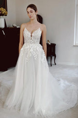 White Wedding Dress Spaghetti Strap Sleeveless Beaded Cathedral Train Lace Tulle Bridal Gown