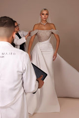 White Wedding Dress Strapless Beaded Off The Shoulder Long Panel Train Satin Bridal Gown With Rhinestones