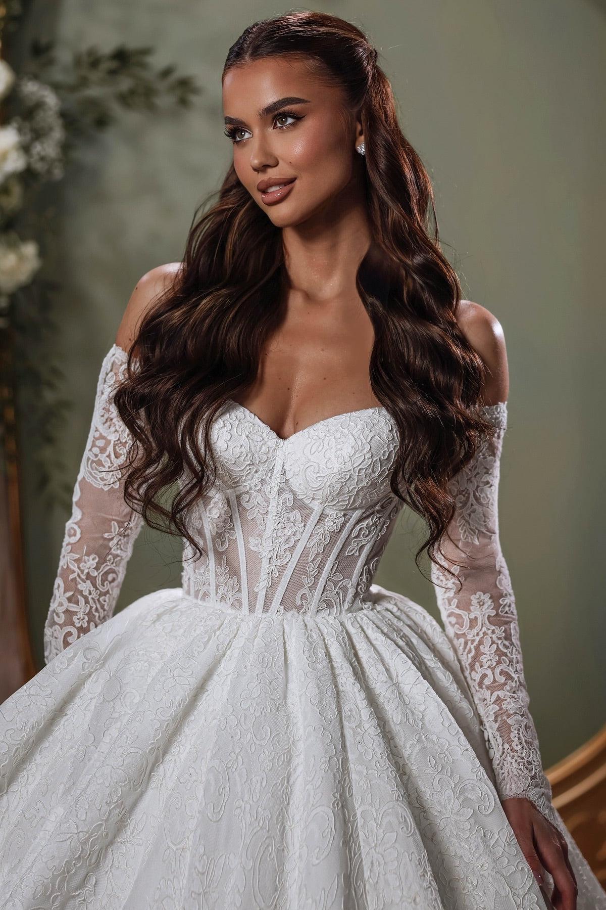 White Wedding Dress Sweetheart Off The Shoulder Sleeves Ball Gown Cathedral Train Lace Bridal Gown