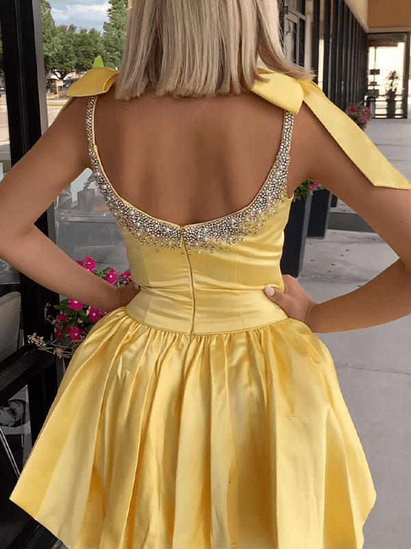 Dreamyannie Beaded A Line Homecoming Dresses Short Cocktail Dresses With Bow
