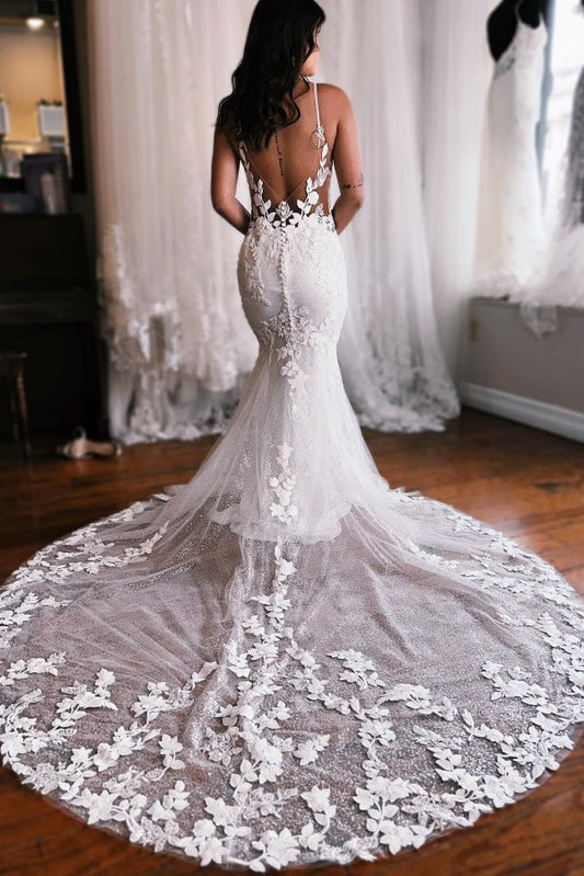 White Spaghetti Straps Wedding Dress Tulle Lace Mermaid Bridal Dress with Sweep Train