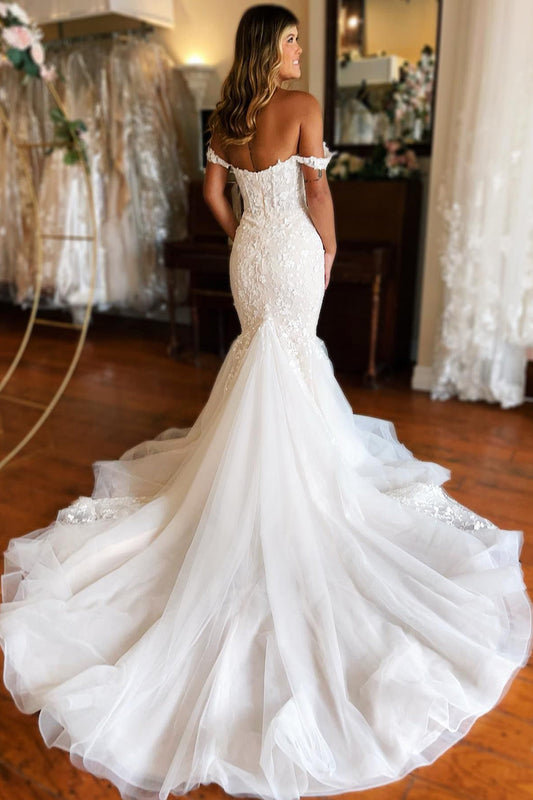 Timeless Mermaid White Lace Long Wedding Dress with Sweep Train