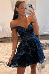 Sparkly A-Line Black Tiered Short Homecoming Prom Dress with Lace 