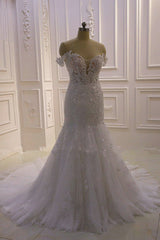 Amazing White 3D Lace Appliques Off The Shoulder Mermaid Tulle Wedding Dress