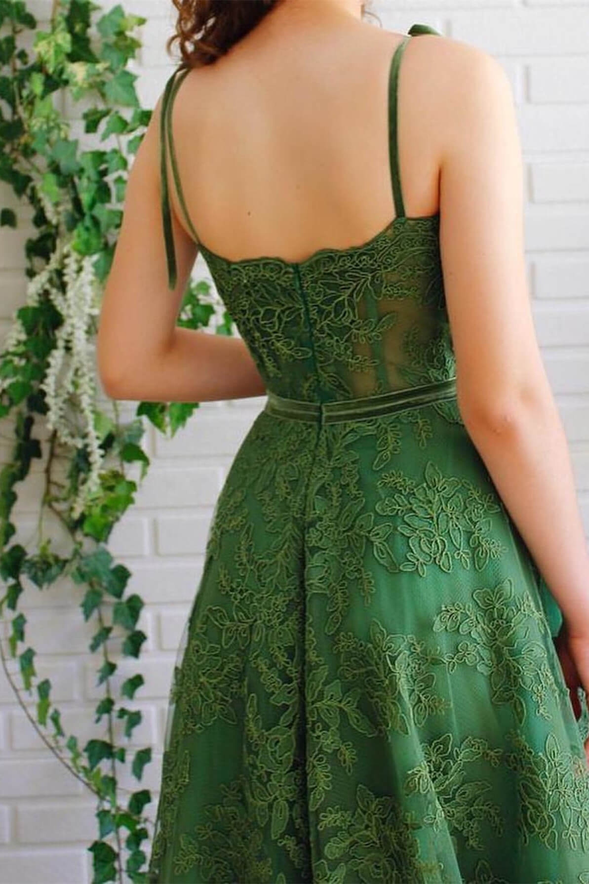 Emerald Green Strapless Spaghetti-Strap Evening Dress with Applique A-Line