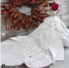 Ivory Ball Gown Wedding Dress High Neck Long Sleeve Beaded Appliques Bridal Dress