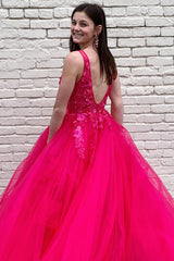 Red A-Line V-Neck Long Prom Dress With Appliques